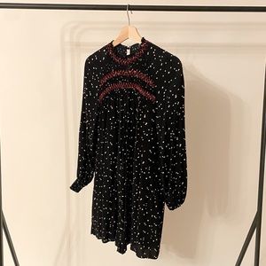 Zara long sleeve romper small. Like new.